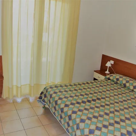 Fuer 5 Personen Ca 38 Qm In Bibione, Adriakueste Italien Und Umgebung Bibione